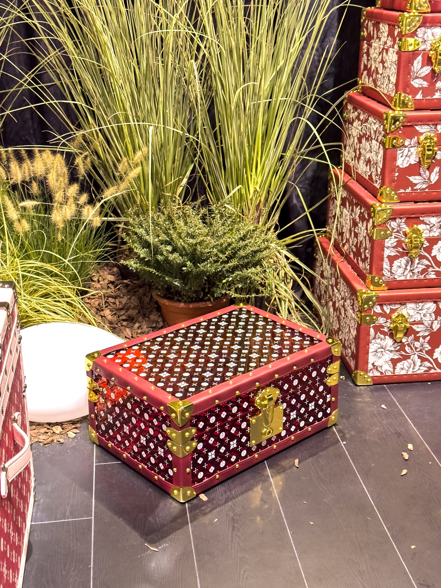 مجموعة Case|Red|Geather
