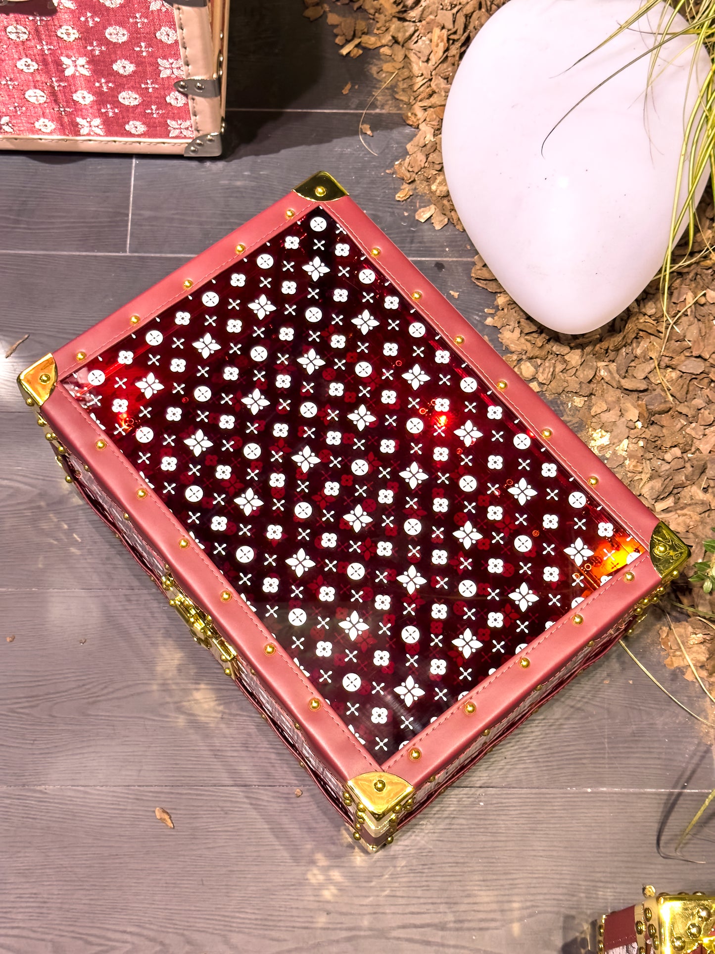 مجموعة Case|Red|Geather