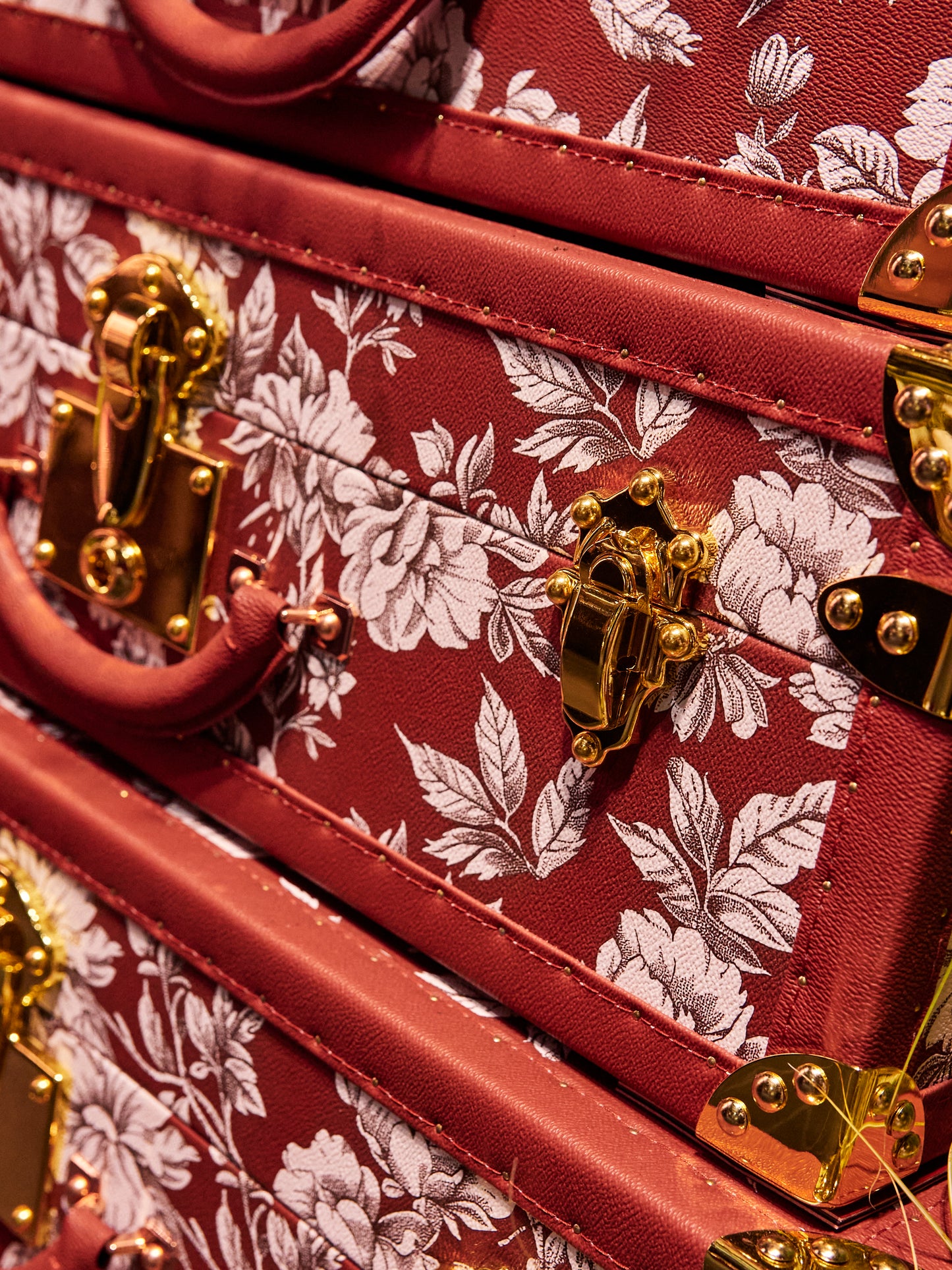 Tower Case | Red | Leather collection