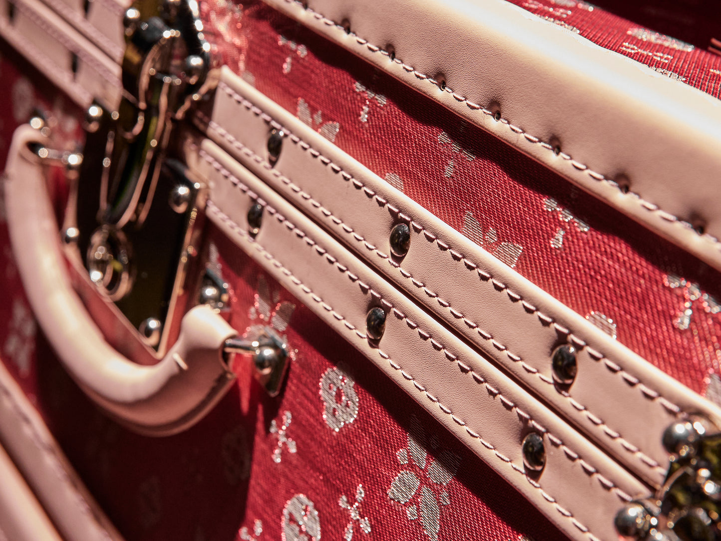 Tower Case | Pink | Leather collection