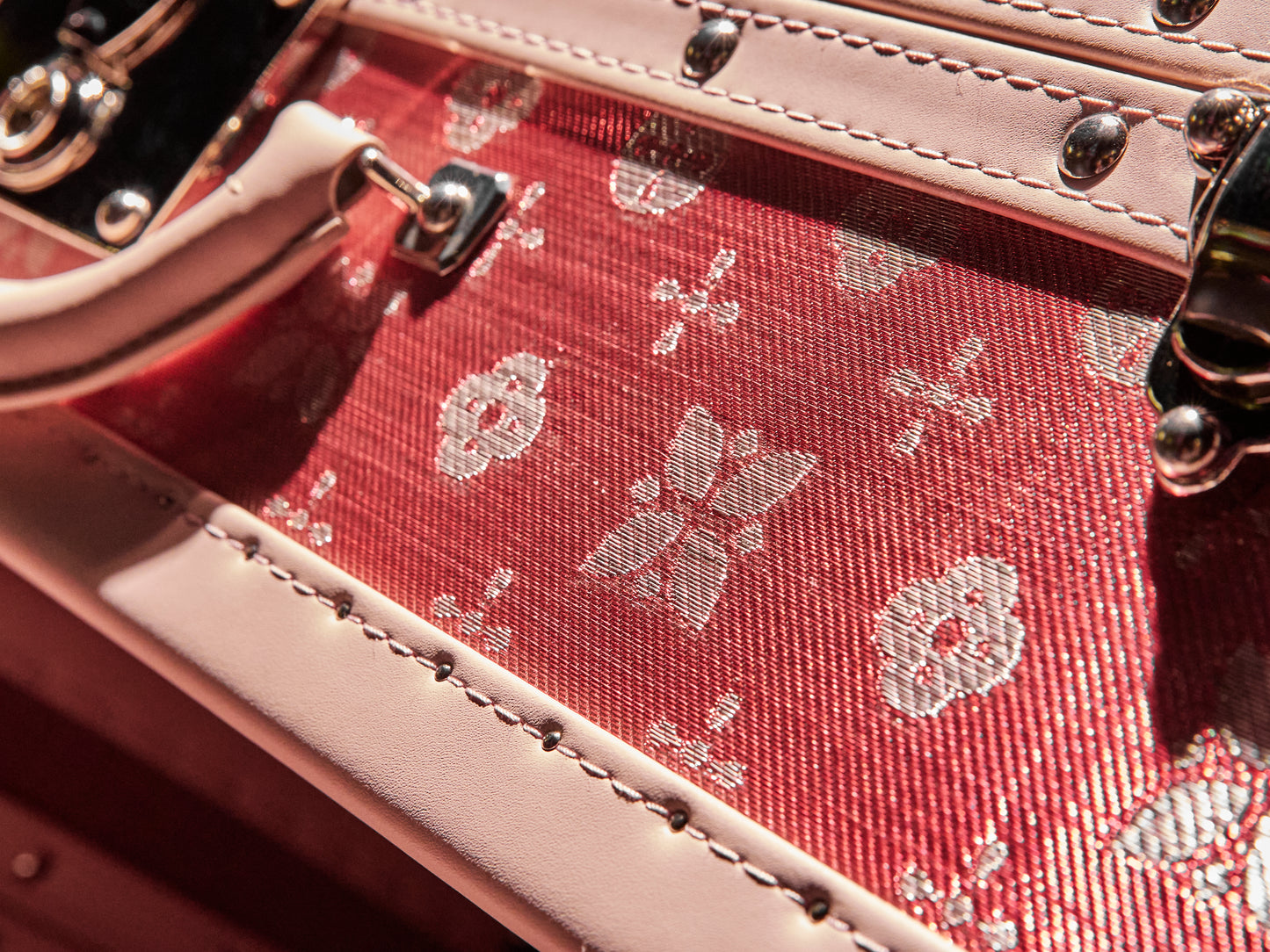 Tower Case | Pink | Leather collection