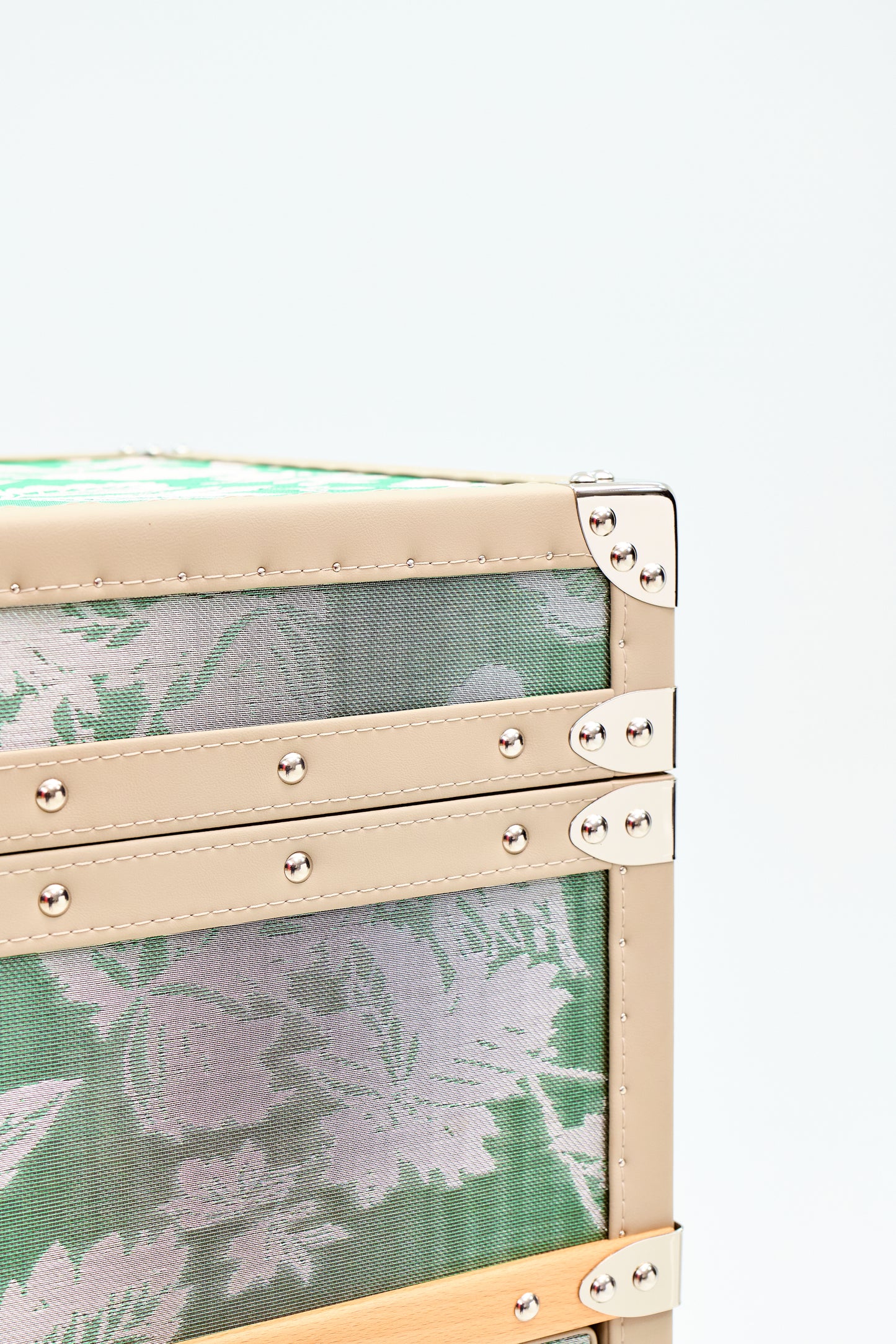 Jewelry Cabinet | Summer Green | Copper wire collection