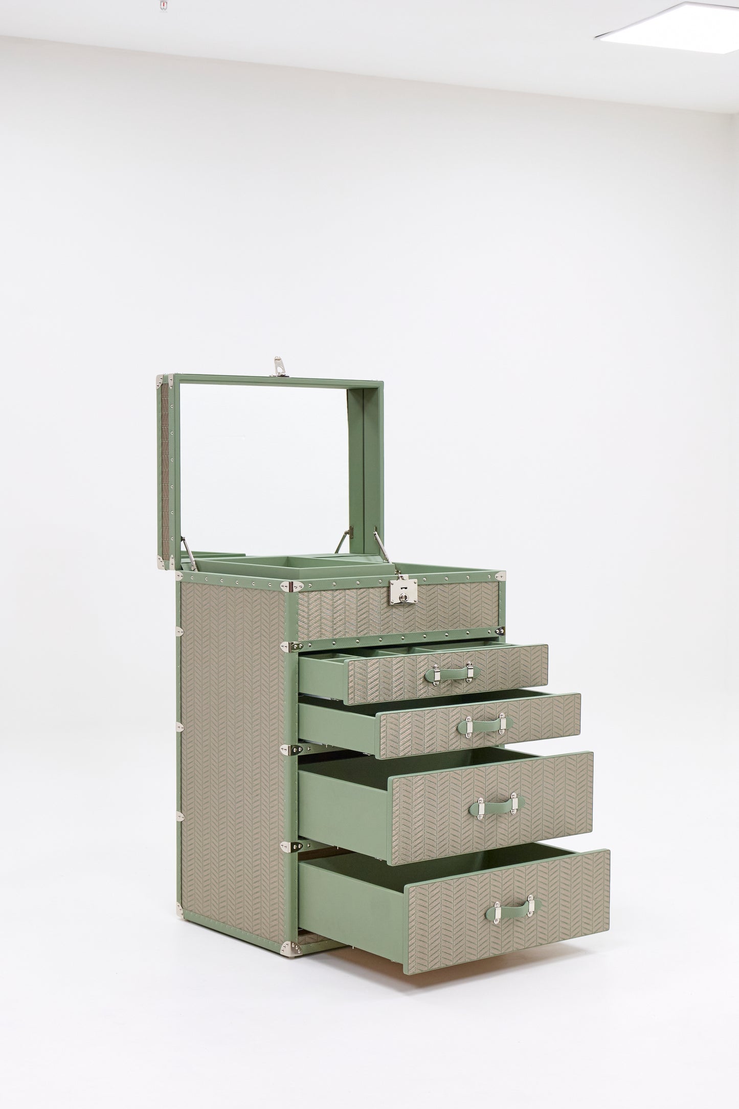 Jewelry cabinet | Emerald| Copper wire collection