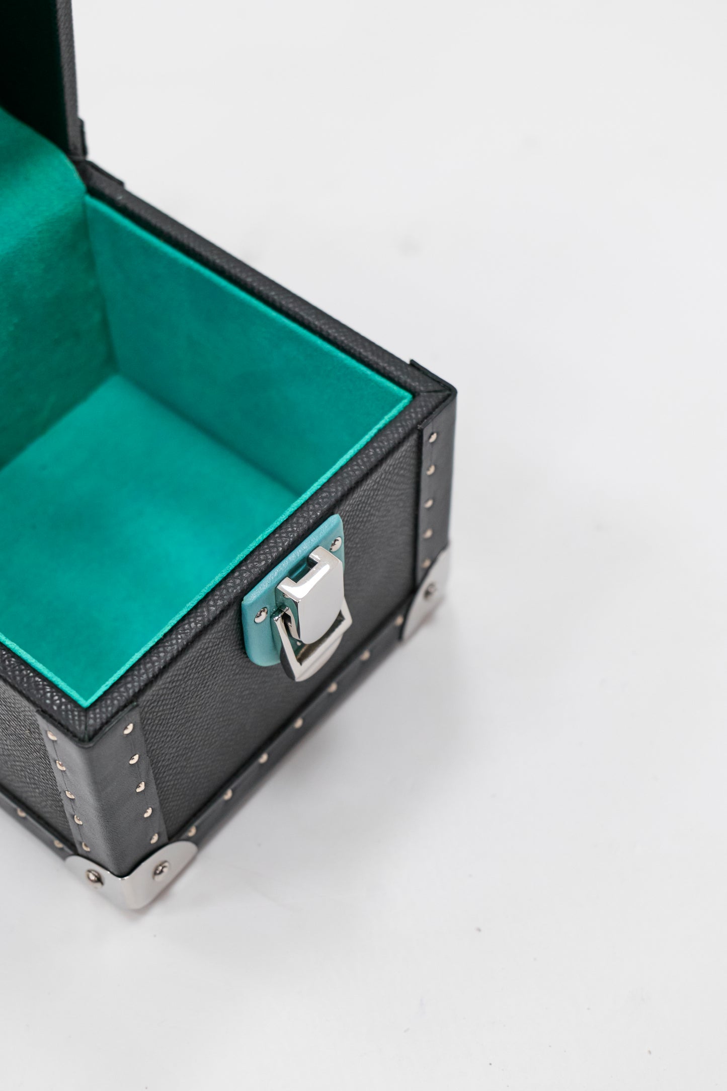 Handheld Jewelry Case|Black | Leather collection