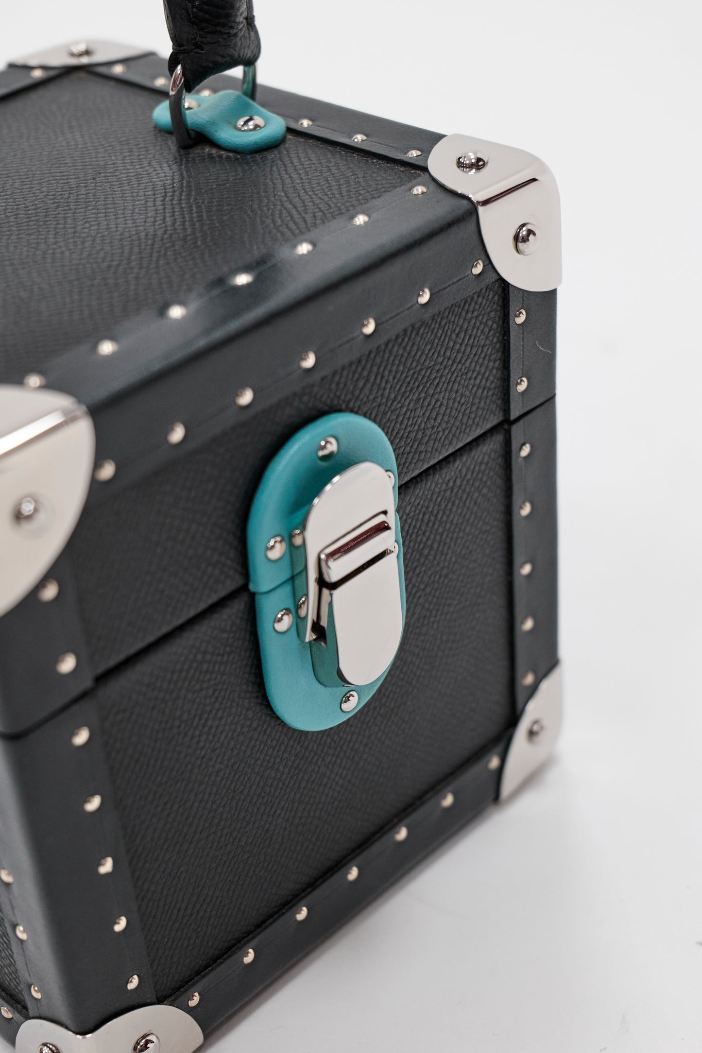 Handheld Jewelry Case|Black | Leather collection