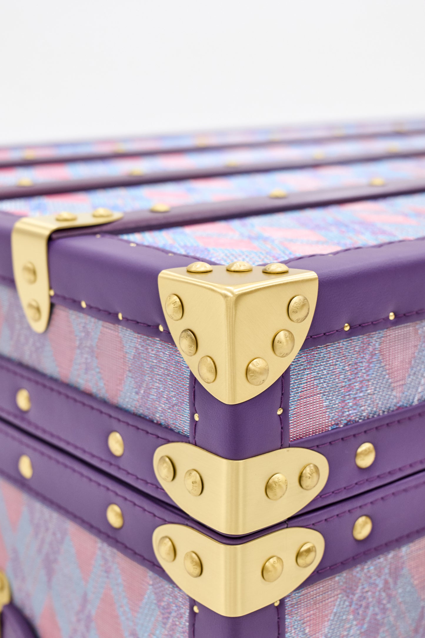 Coffee Table Case | Royal Amethyst| Copper wire