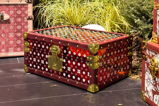 Case | Red | Acrylic collection